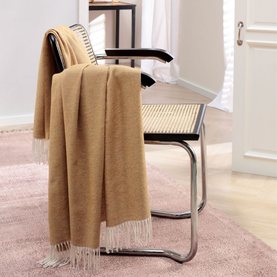 Pledas STRUCTURE camel