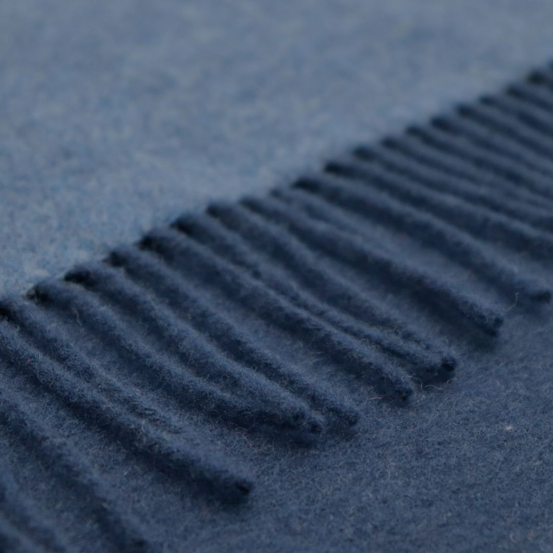 Dvipusis kašmyro pledas mėlynas džinsas